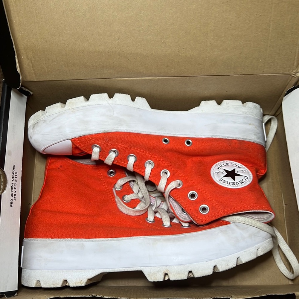 Women’s converse
